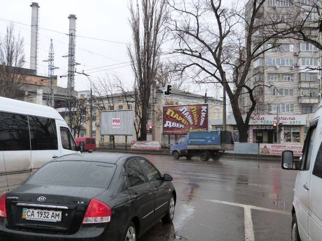 Призма 6x3,  просп. Свободы (ул.60л.Октября), 8а, перекр. с ул. Троицкой (Красина) и ул. Хорольской, возле Электростанции, напротив супермаркета «АТБ»