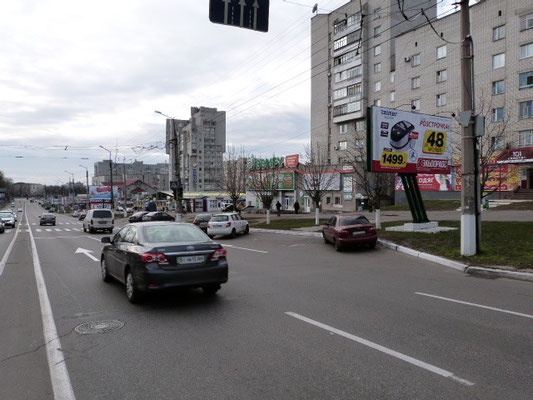 Щит 6x3,  просп. Свободы (ул.60л.Октября), 3,  кварт. 101, возле супермаркетов «Фоксторот», «Comfy» и Троицкого рынка